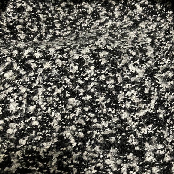 RSVP Winter Coat.  Size L, black and white - Picture 5 of 8